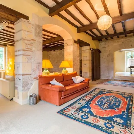 Chateau Sleeps 19 Pool Wifi *