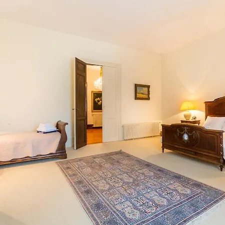 Chateau Sleeps 19 Pool Wifi بيت للعطل Castelsagrat