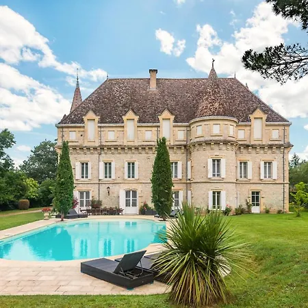 Chateau Sleeps 19 Pool Wifi